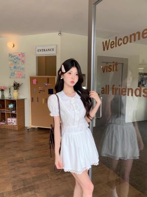 白色甜美連衣裙減齡套裝